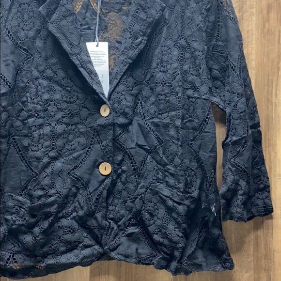 Piazza Del Tempio - Black Lace Jacket - Picture 3 of 8